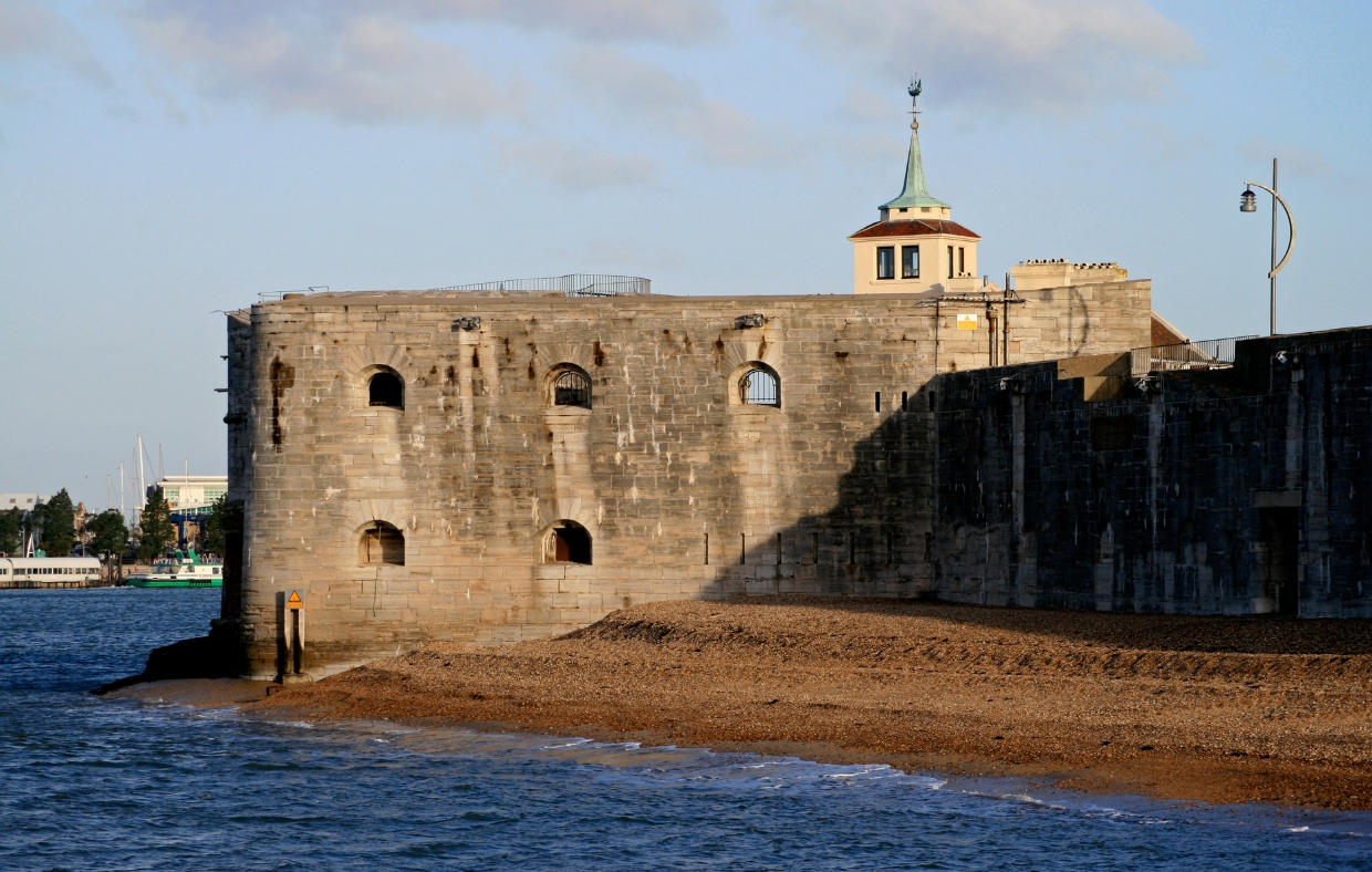 A photo of the hotwalls in porstmouth