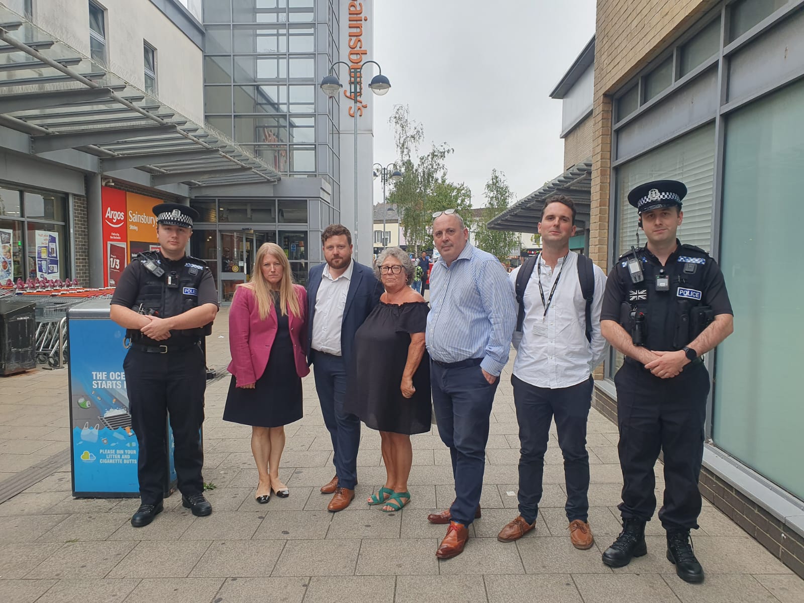 L-R PCC Donna Jones, Cllr Alex Winning, Cllr Jacqui Rayment, Tim Nelson (Head of Young Peoples Services), Councillor George Percival (Shirley Ward Councillor).