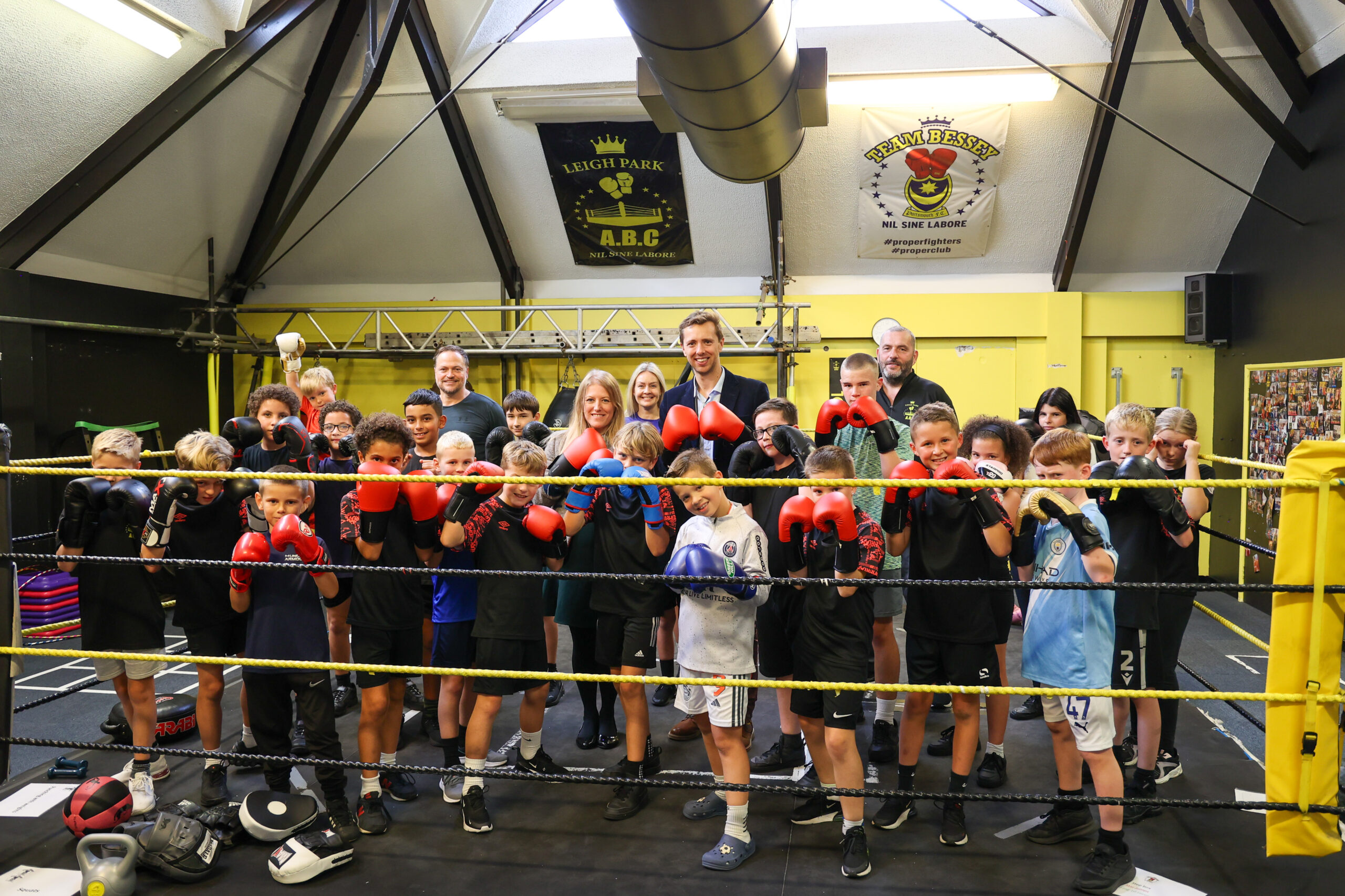 PCC Donna Jones with members and coaches from Leigh Park Amateur Boxing Club, along with Deputy PCC Alex Rennie.